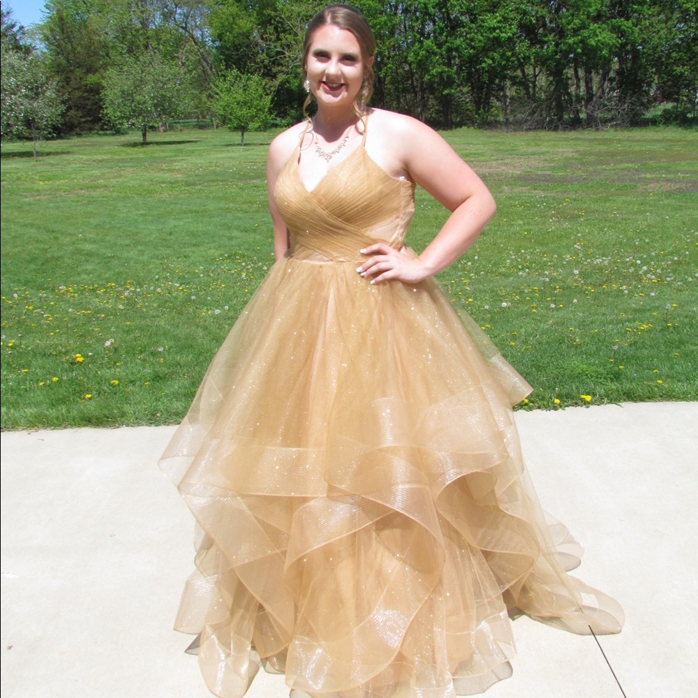 Terani Couture Prom Dress